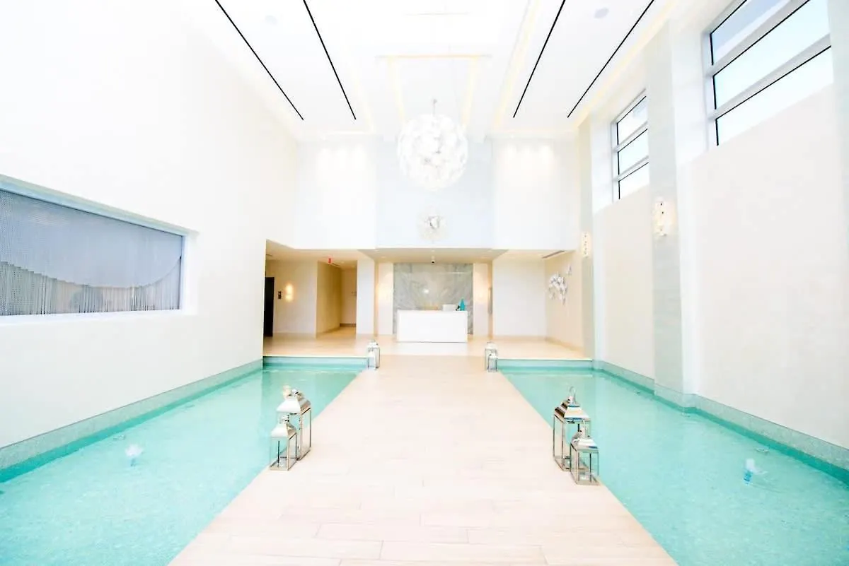 Two Bedroom Condo At One Cable Beach With Patio Нассау 0*,