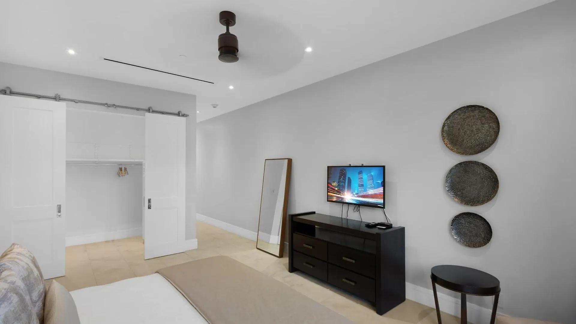 Two Bedroom Condo At One Cable Beach With Patio Нассау